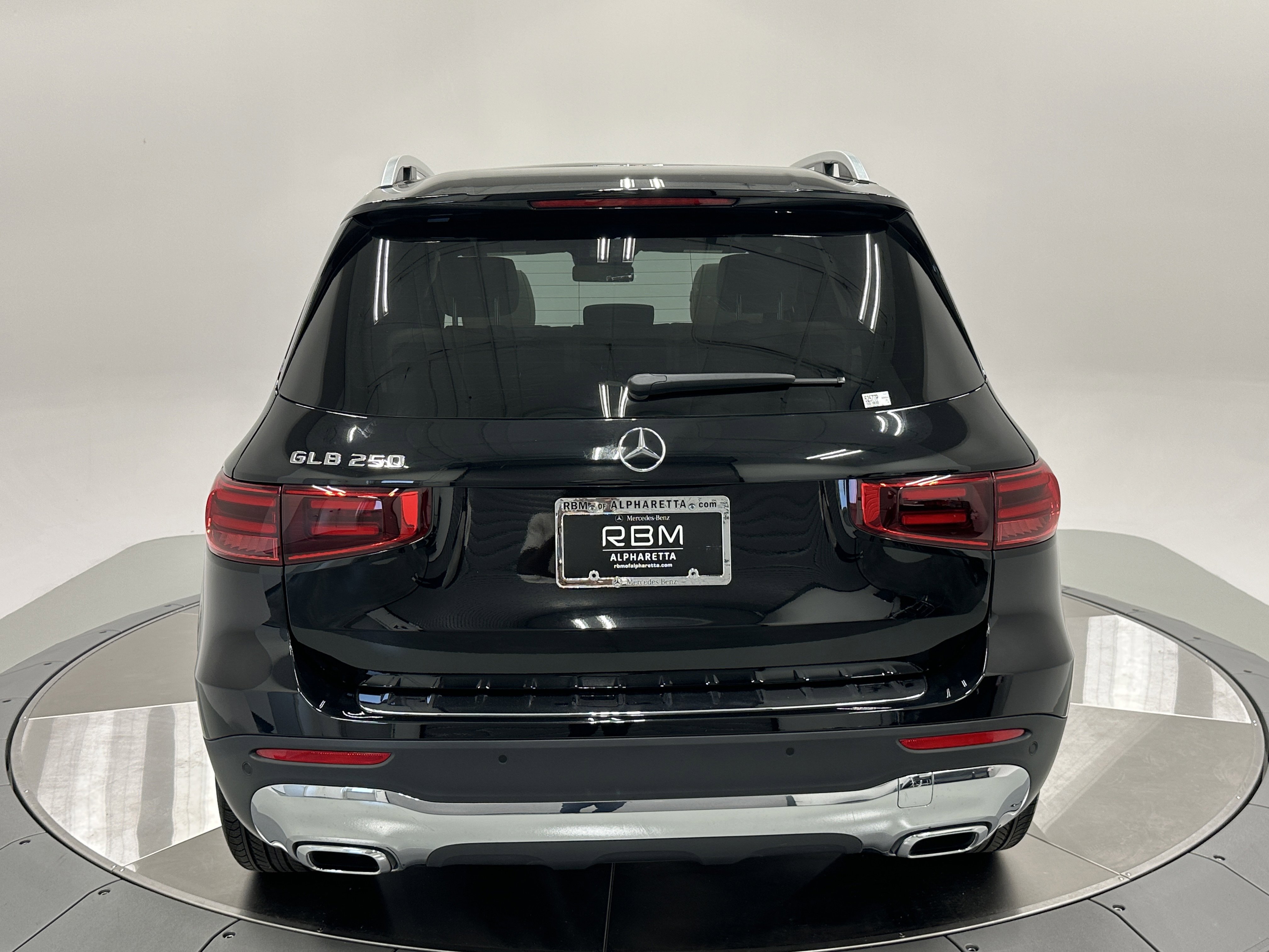 2024 Mercedes Benz GLB 250 photo 4