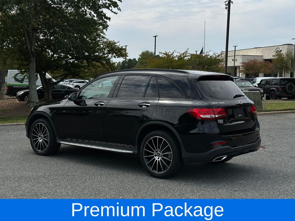 2019 Mercedes Benz GLC 300 photo 5
