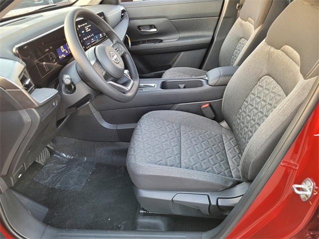 2026 Nissan Kicks SV photo 3