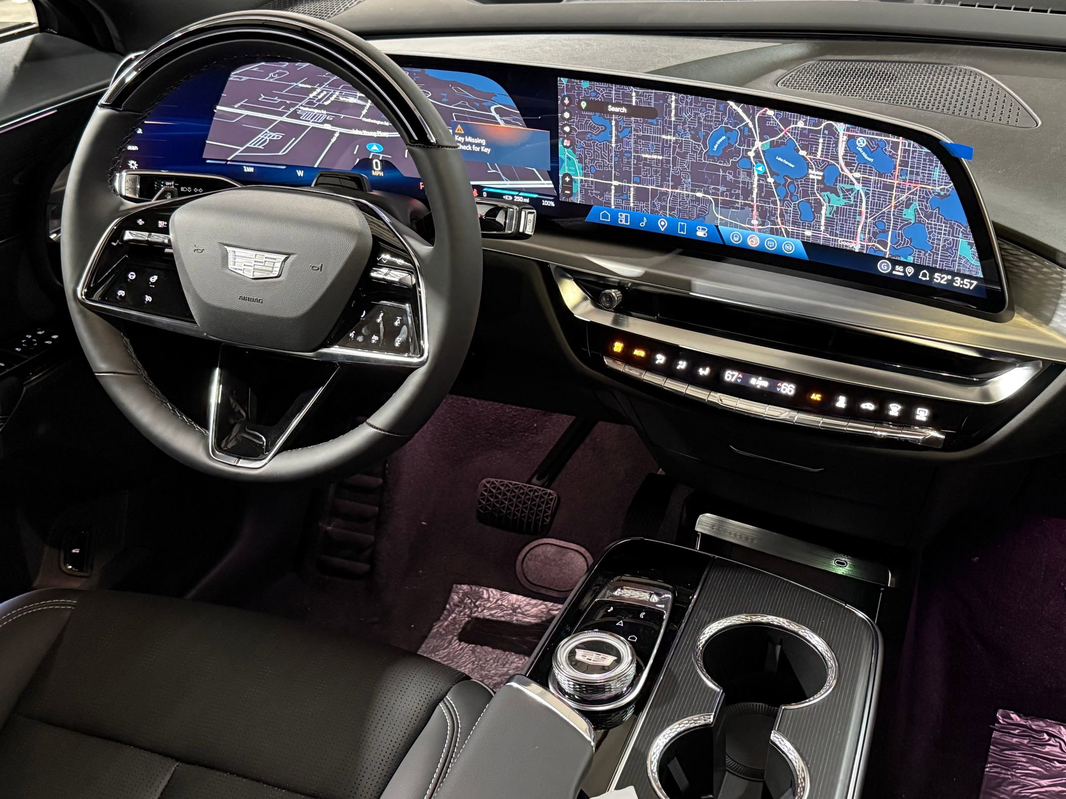 2026 Cadillac Lyriq Sport photo 2