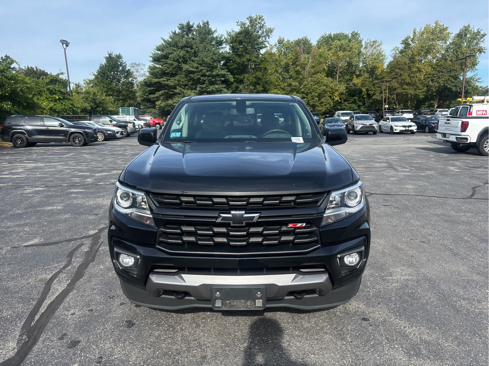 2021 Chevrolet Colorado Z71 photo 2