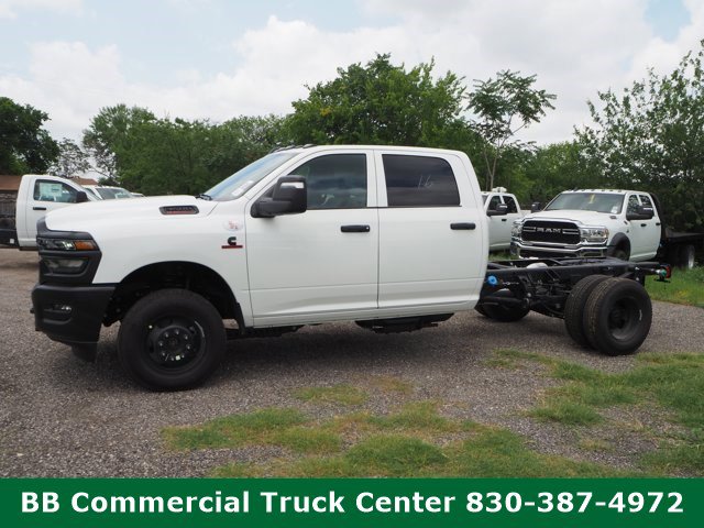 2025 RAM Ram 3500 Chassis Cab Tradesman's photo