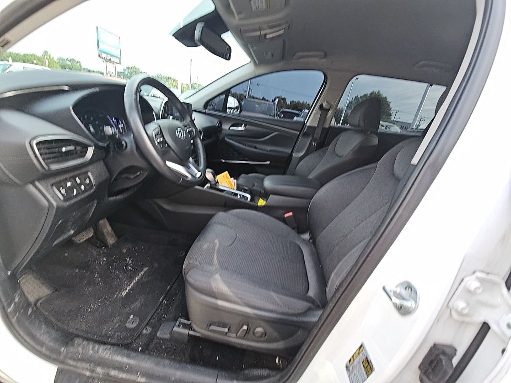 2019 Hyundai Santa Fe SEL photo 9