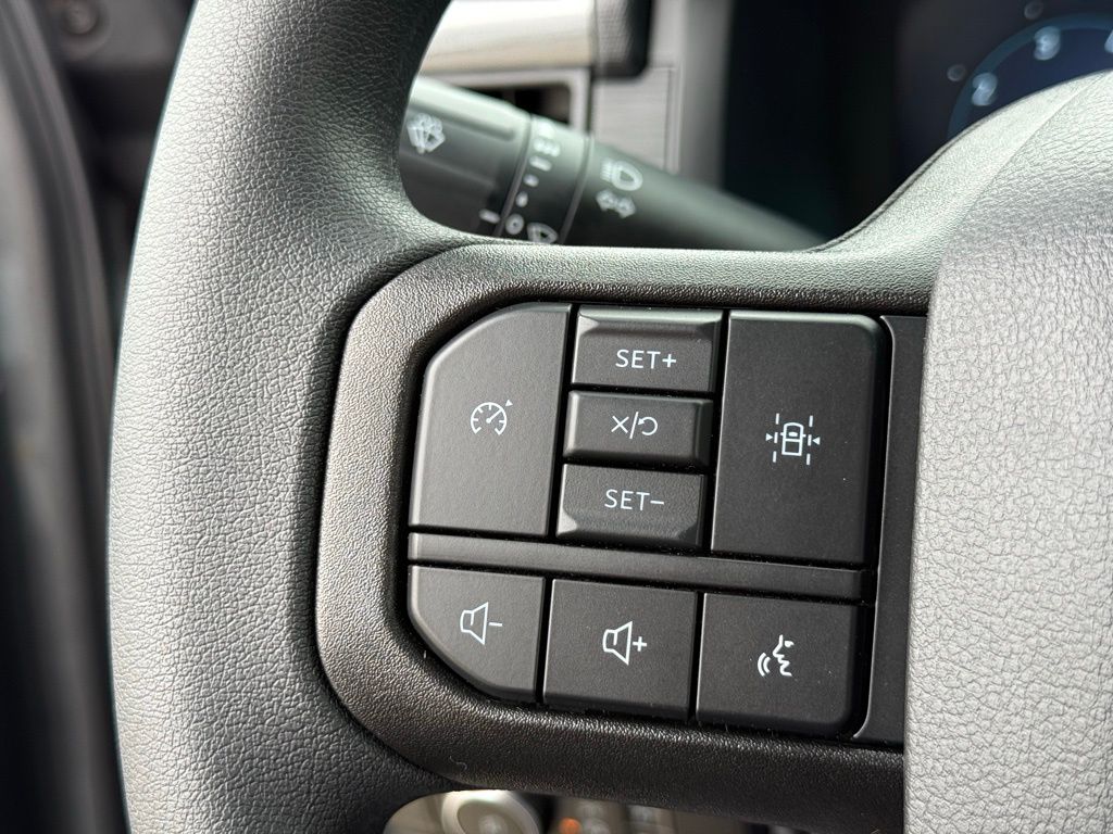 2025 Ford F-150 STX photo 14