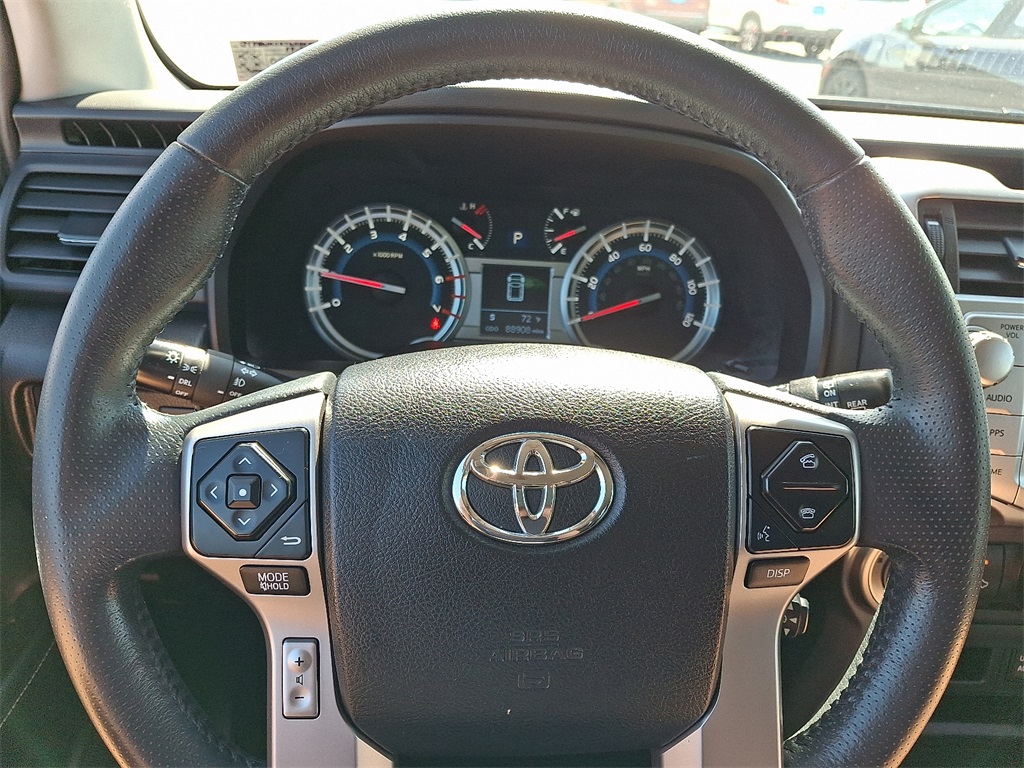 2016 Toyota 4Runner SR5 photo 20