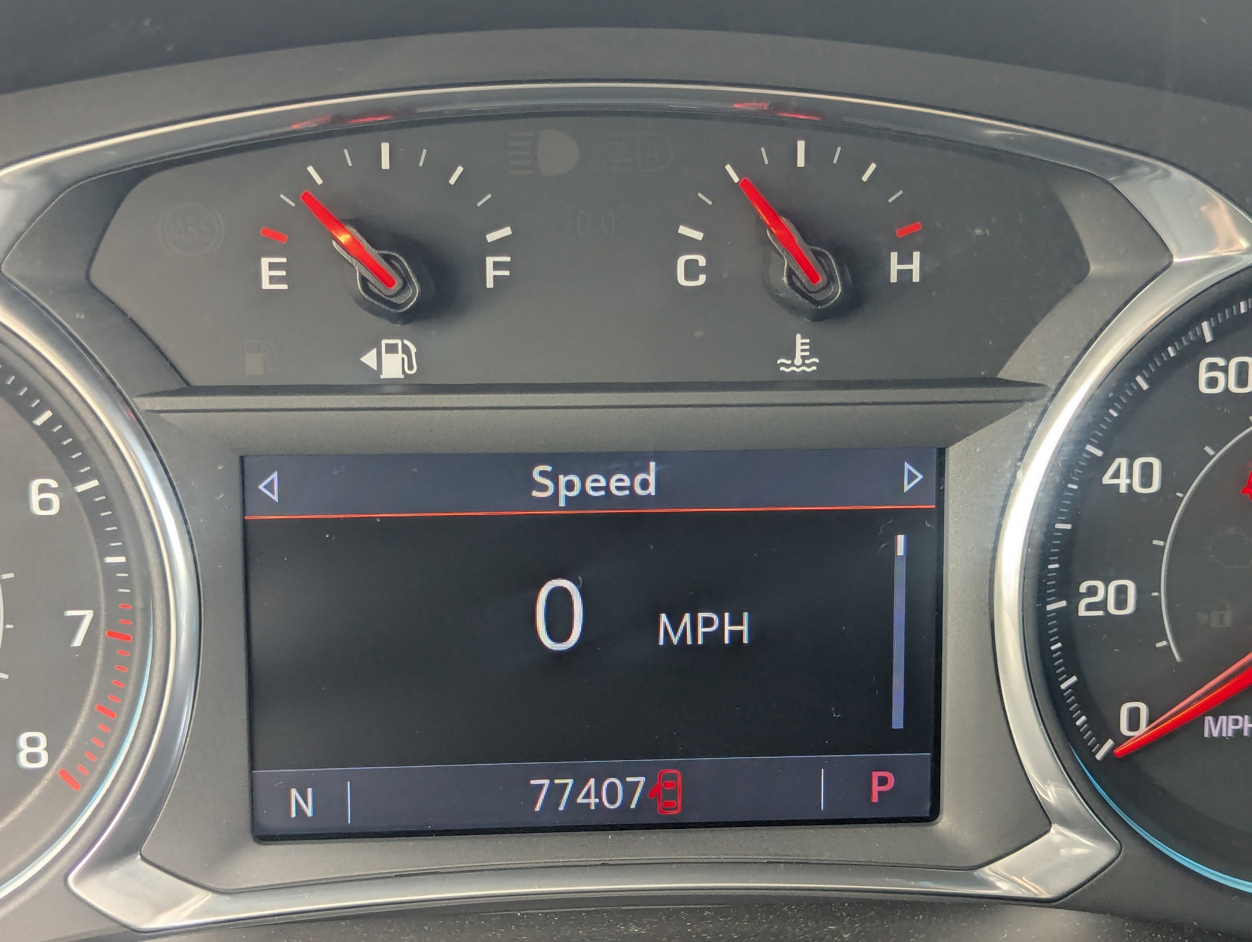 2021 Chevrolet Traverse Cloth photo 3