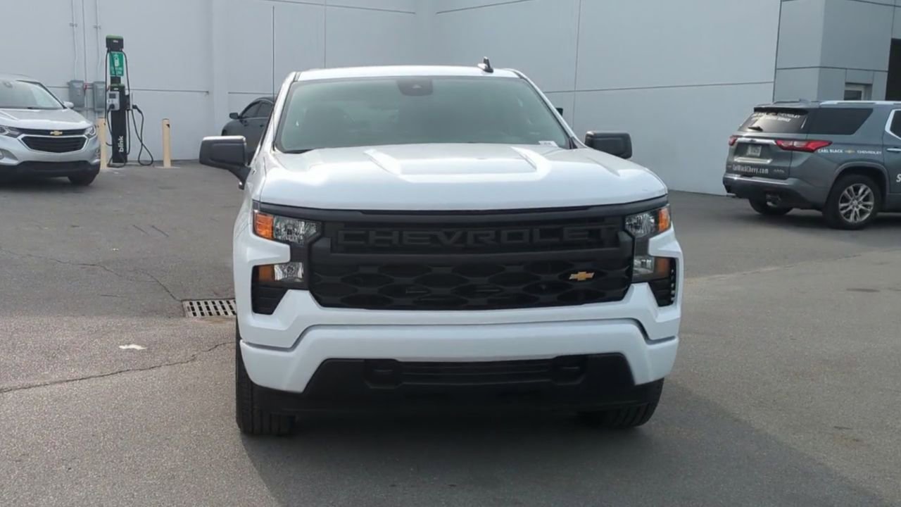 Used 2024 Summit White Chevrolet Custom image 3