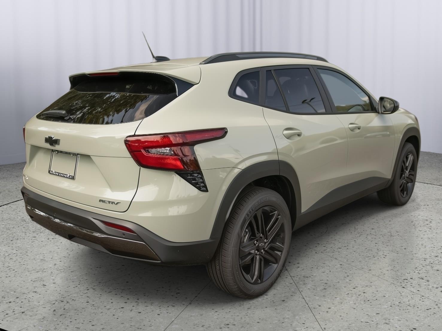 2025 Chevrolet Trax ACTIV photo 8