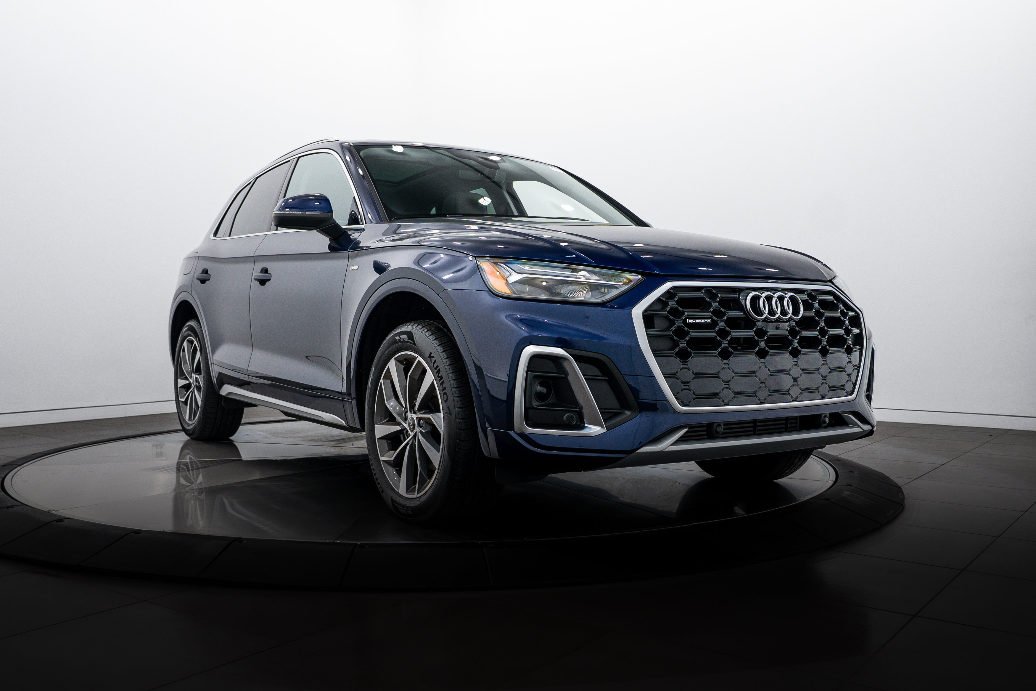 2024 Audi Q5 Premium Plus's photo