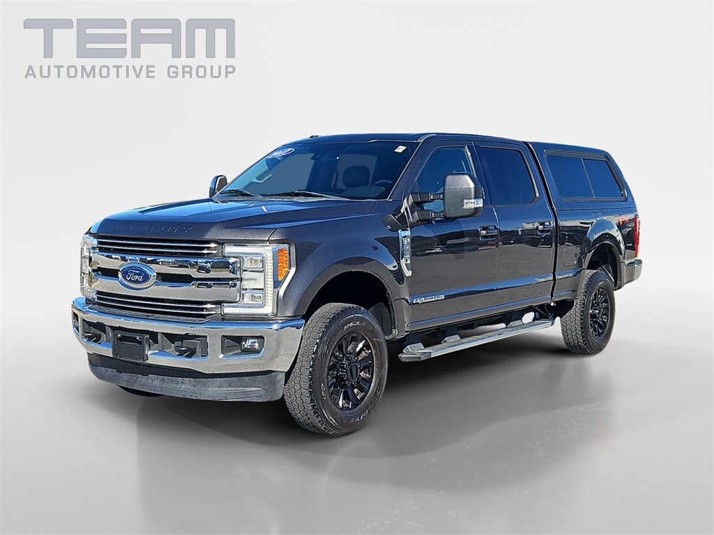 2017 Ford F-250 photo 3