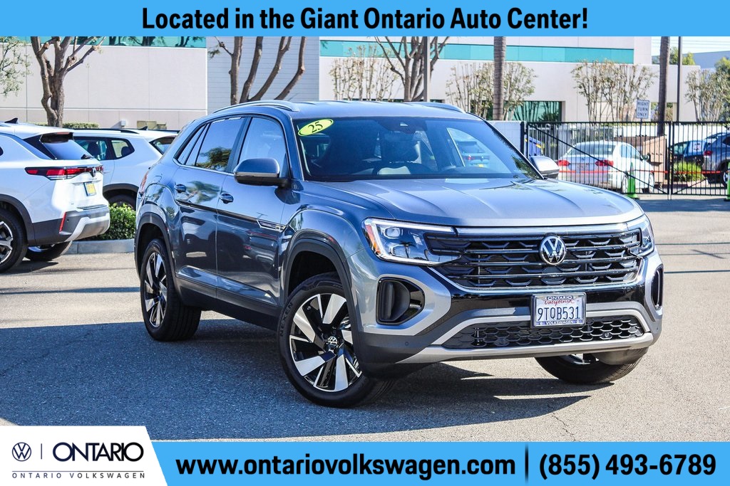 2025 Volkswagen Atlas SE's photo