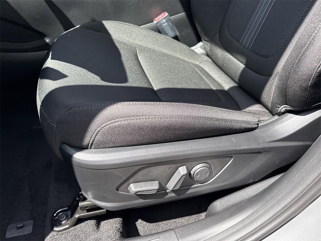 2026 Hyundai Tucson SEL photo 10