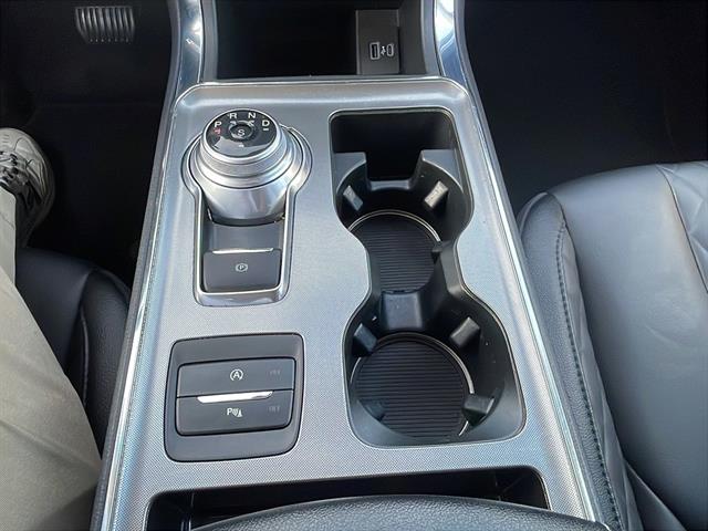 2024 Ford Edge Titanium photo 24