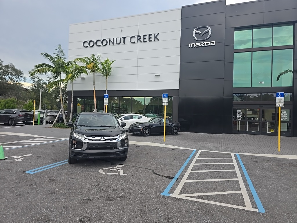 Used 2020 Mitsubishi Outlander Sport SE with VIN JA4AR3AU6LU010245 for sale in Coconut Creek, FL