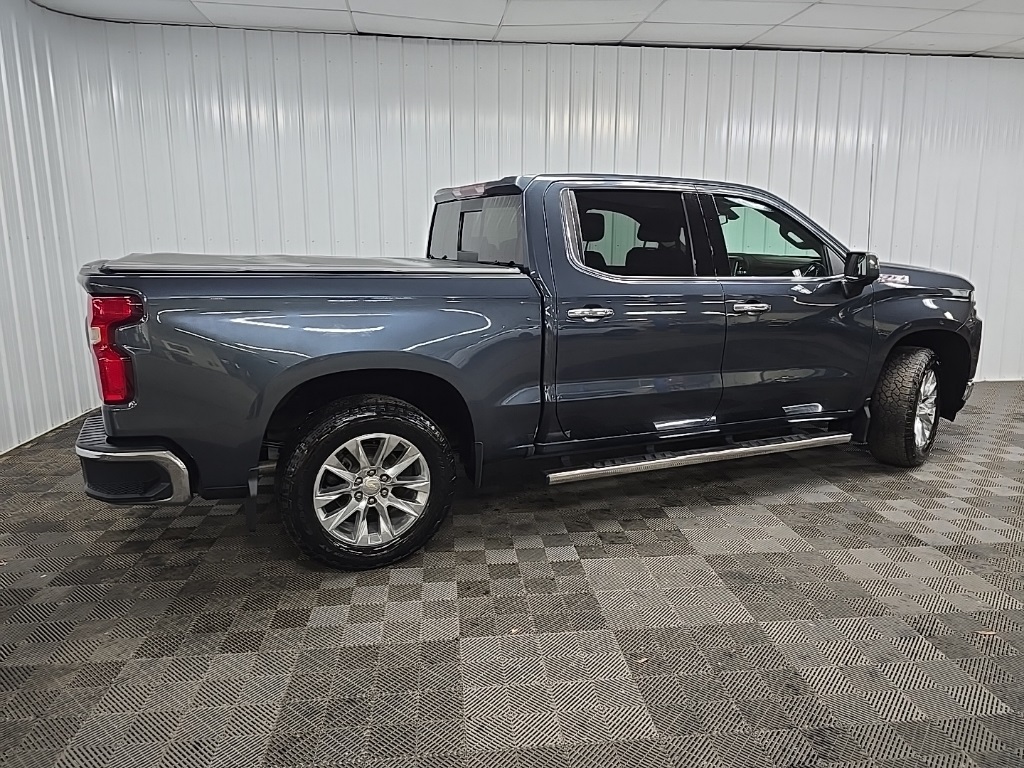 2021 Chevrolet Silverado 1500 LTZ photo 3