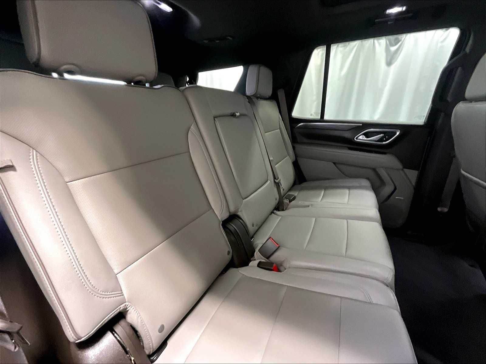 2023 Gmc Yukon SLT photo 16