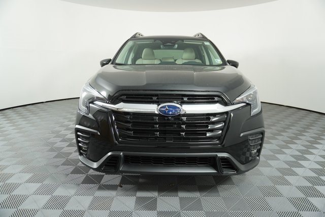 2025 Subaru Ascent Limited photo 2