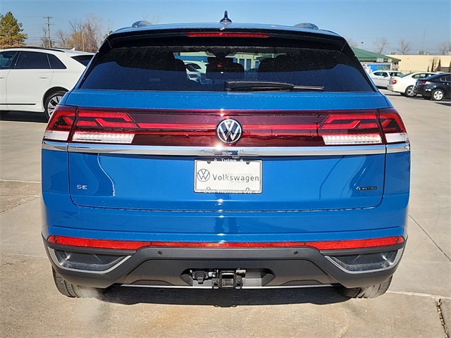 2025 Volkswagen Atlas Cross Sport SE Technology photo 3