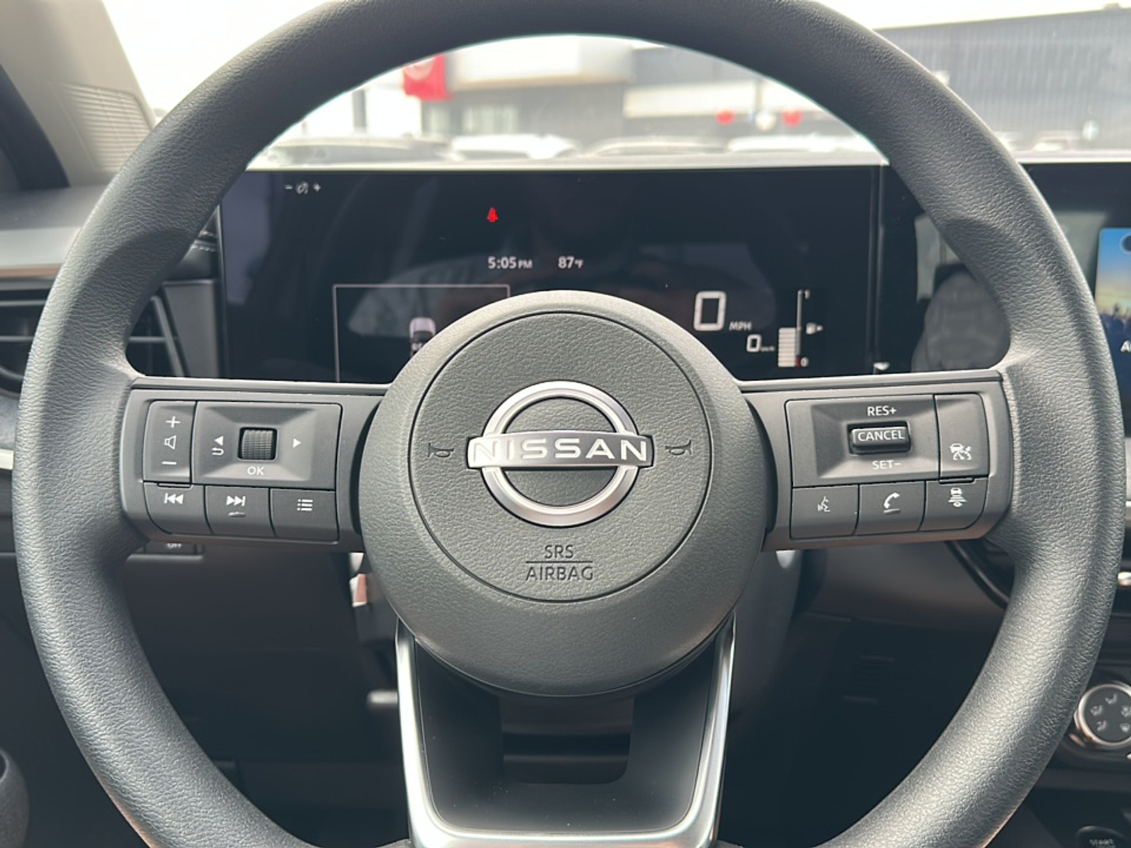2025 Nissan Kicks SV photo 4