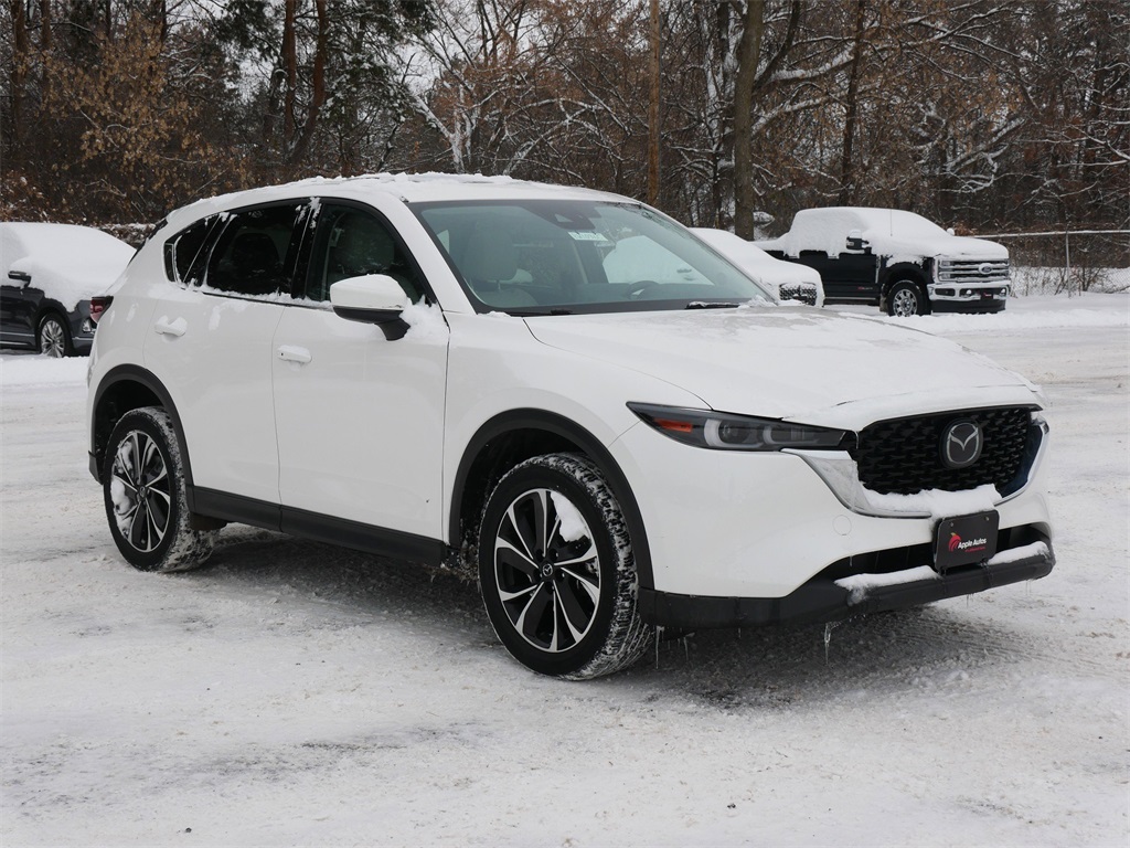 2022 Mazda CX-5 S Premium package's photo