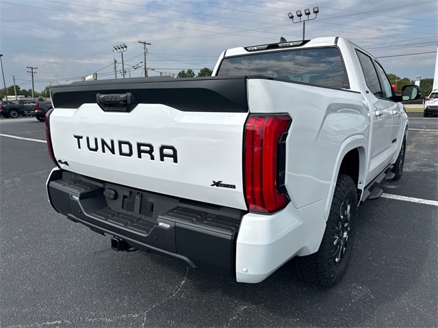 2026 Toyota Tundra SR5 CrewMax photo 3