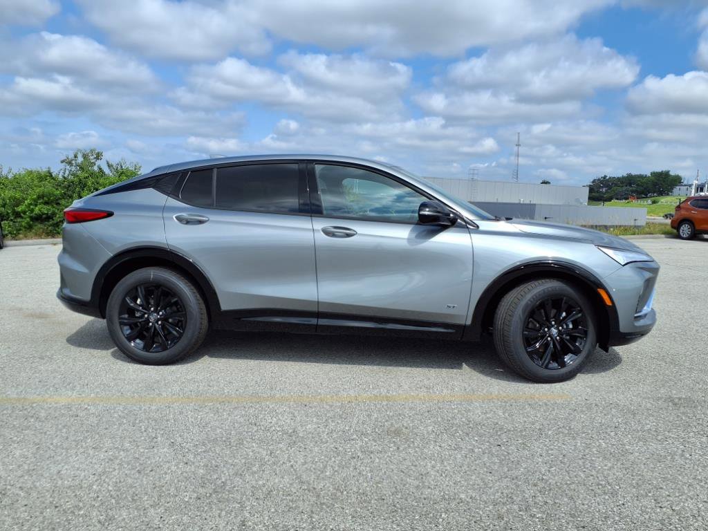 2025 Buick Envista ST photo 19