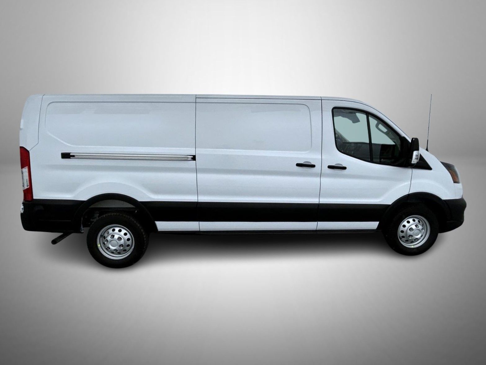 2025 Ford Transit photo 4