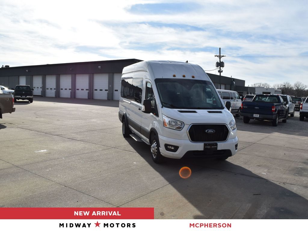 2022 Ford Transit XL's photo