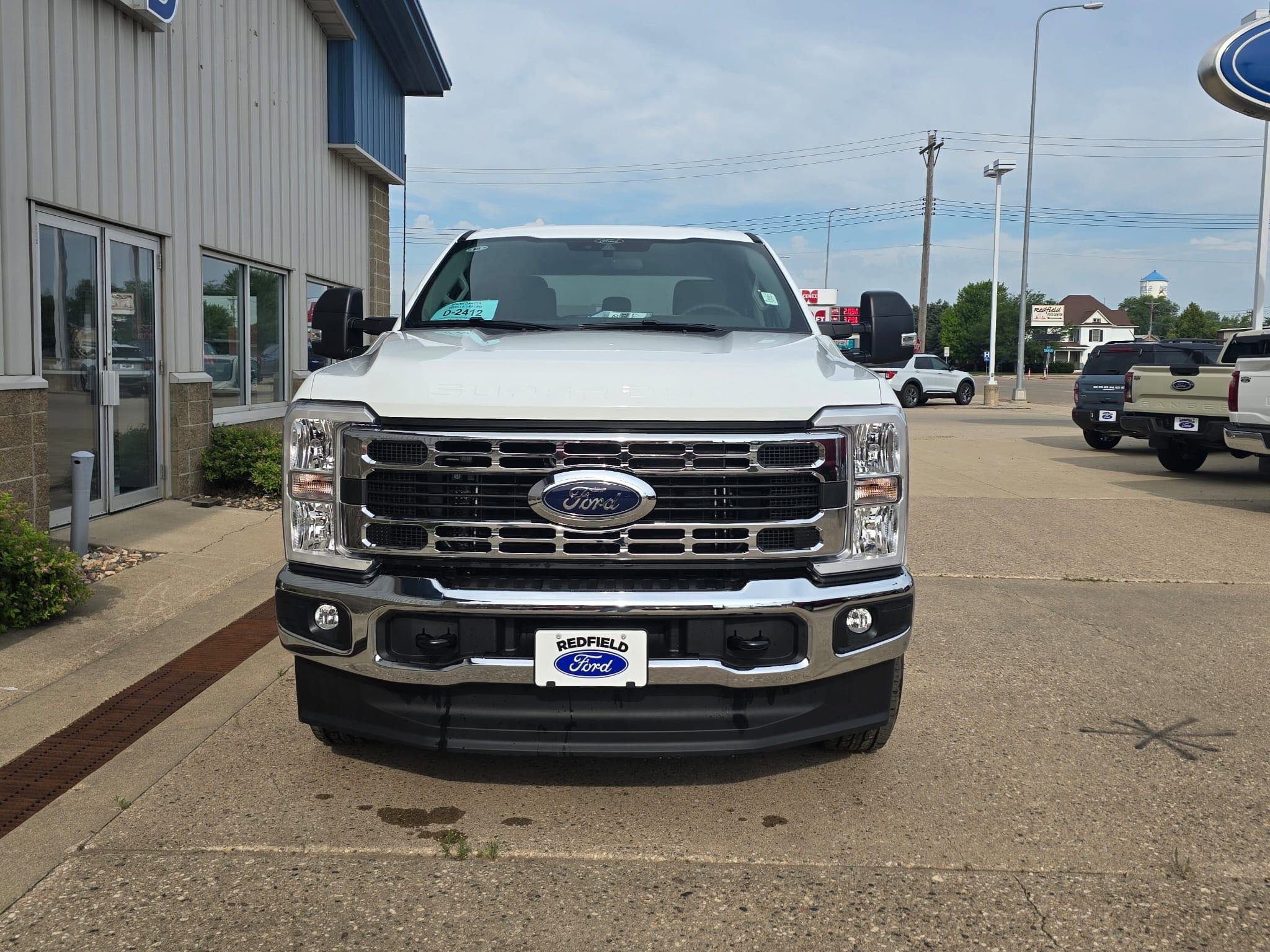 2025 Ford F-350 XLT photo 5