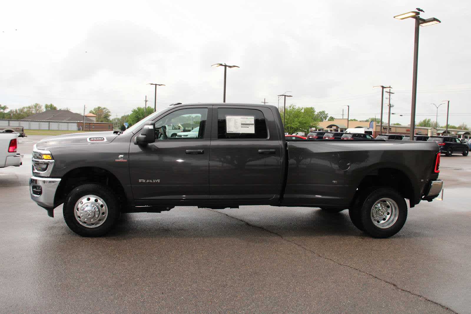 2025 Ram 3500 Big Horn photo 2