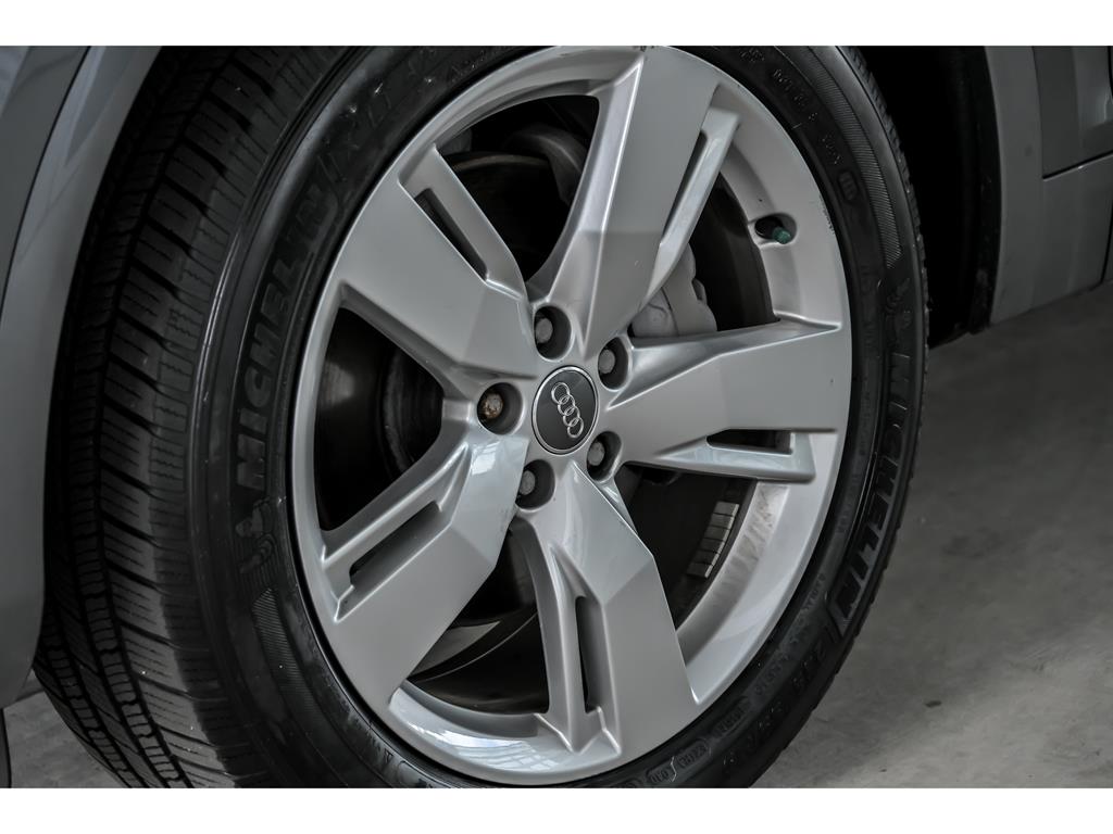 2018 Audi Q5 2.0T Premium Plus photo 4