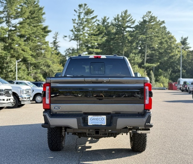 2026 Ford F-350 photo 5