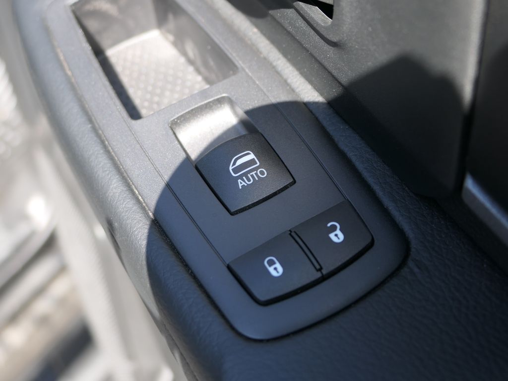 2024 Ram 3500 Tradesman SLT photo 22