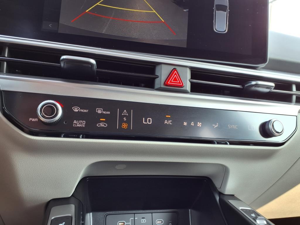 2025 Kia Sorento EX photo 6
