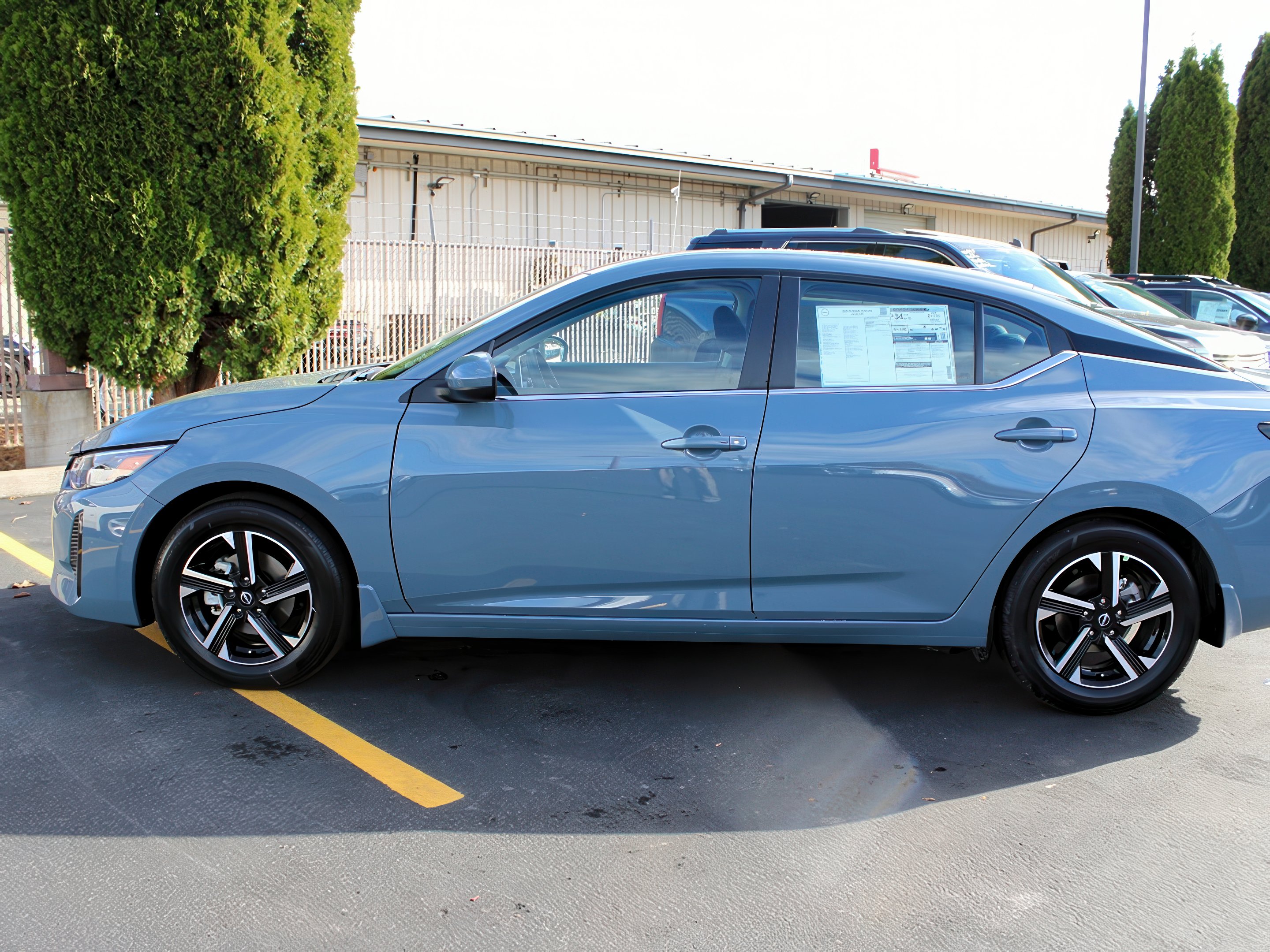 2025 Nissan Sentra SV photo 4