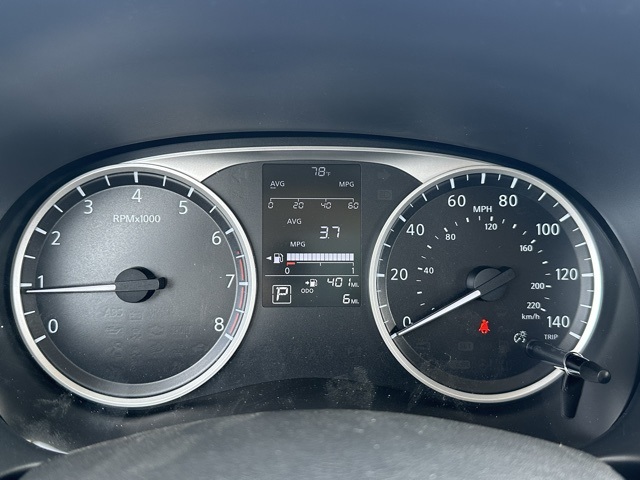 2025 Nissan Kicks Play S photo 12