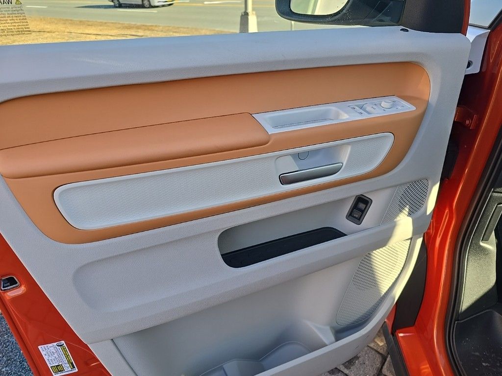 2025 Volkswagen ID. Buzz photo 4