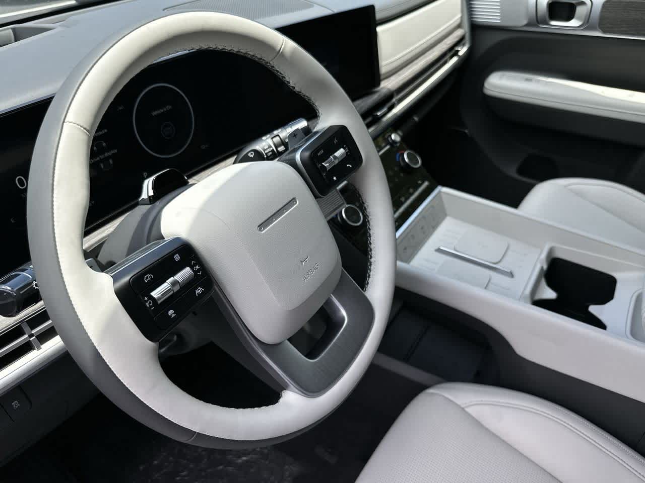 2025 Hyundai Santa Fe Calligraphy photo 13