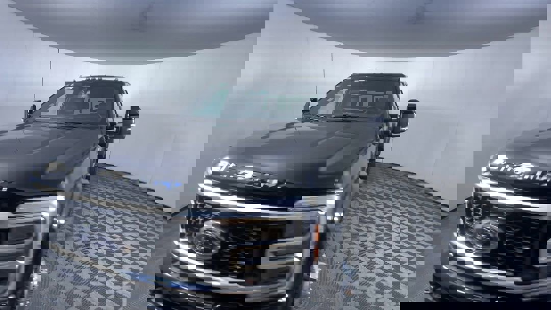 2026 Ford F-450 Platinum photo 3