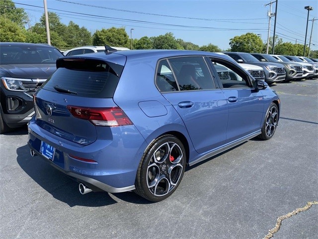 2025 Volkswagen Golf GTI Autobahn photo 6