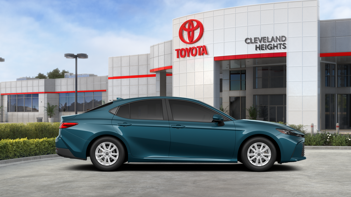 2026 Toyota Camry LE photo 12