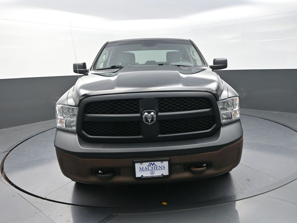 2019 Ram 1500 Classic Tradesman photo 2