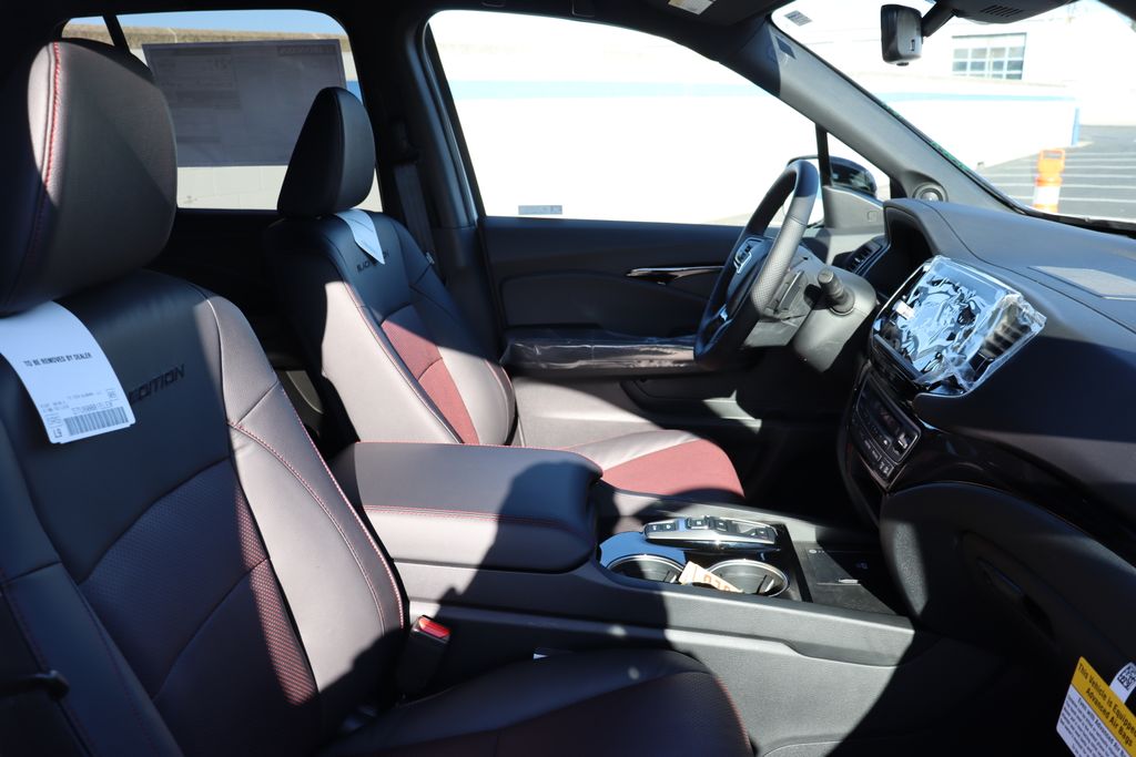 2026 Honda Ridgeline Black Edition photo 19