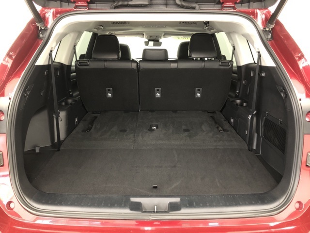 2021 Toyota Highlander XLE photo 25