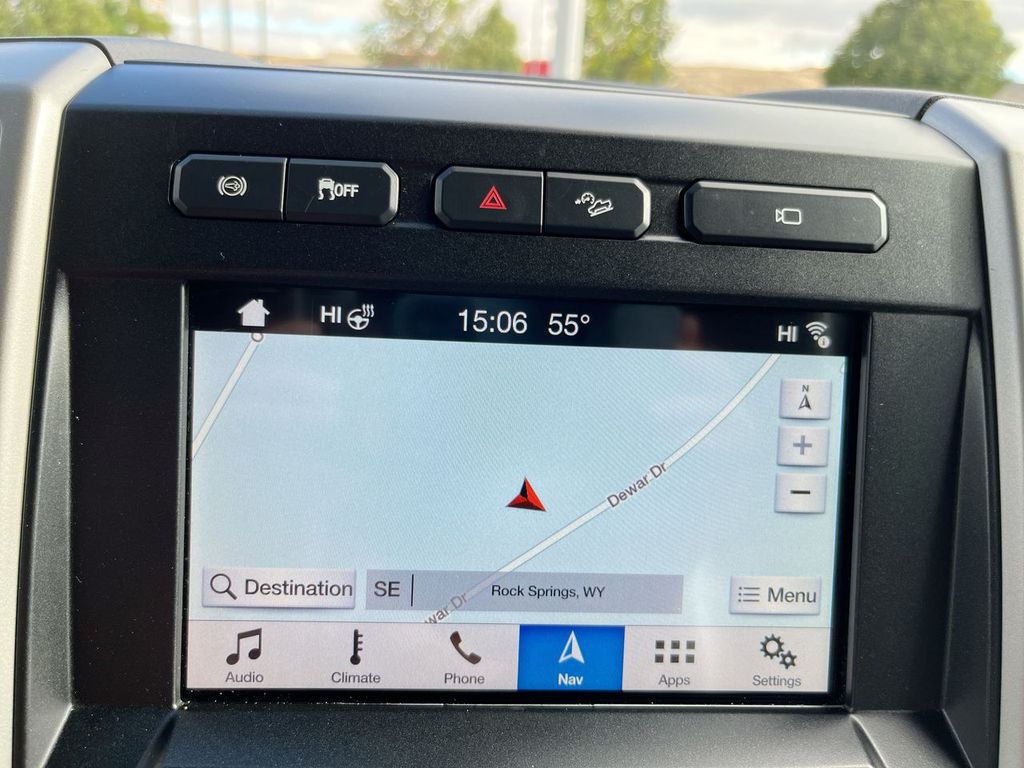 2019 Ford F-350 Lariat photo 18