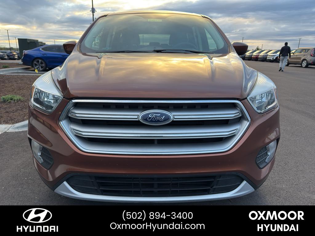 2017 Ford Escape SE photo 2