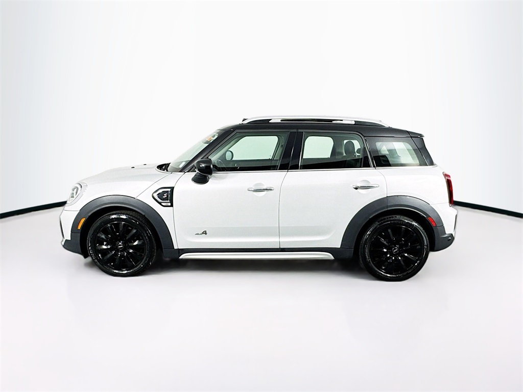 2022 Mini Cooper S ALL4 photo 4