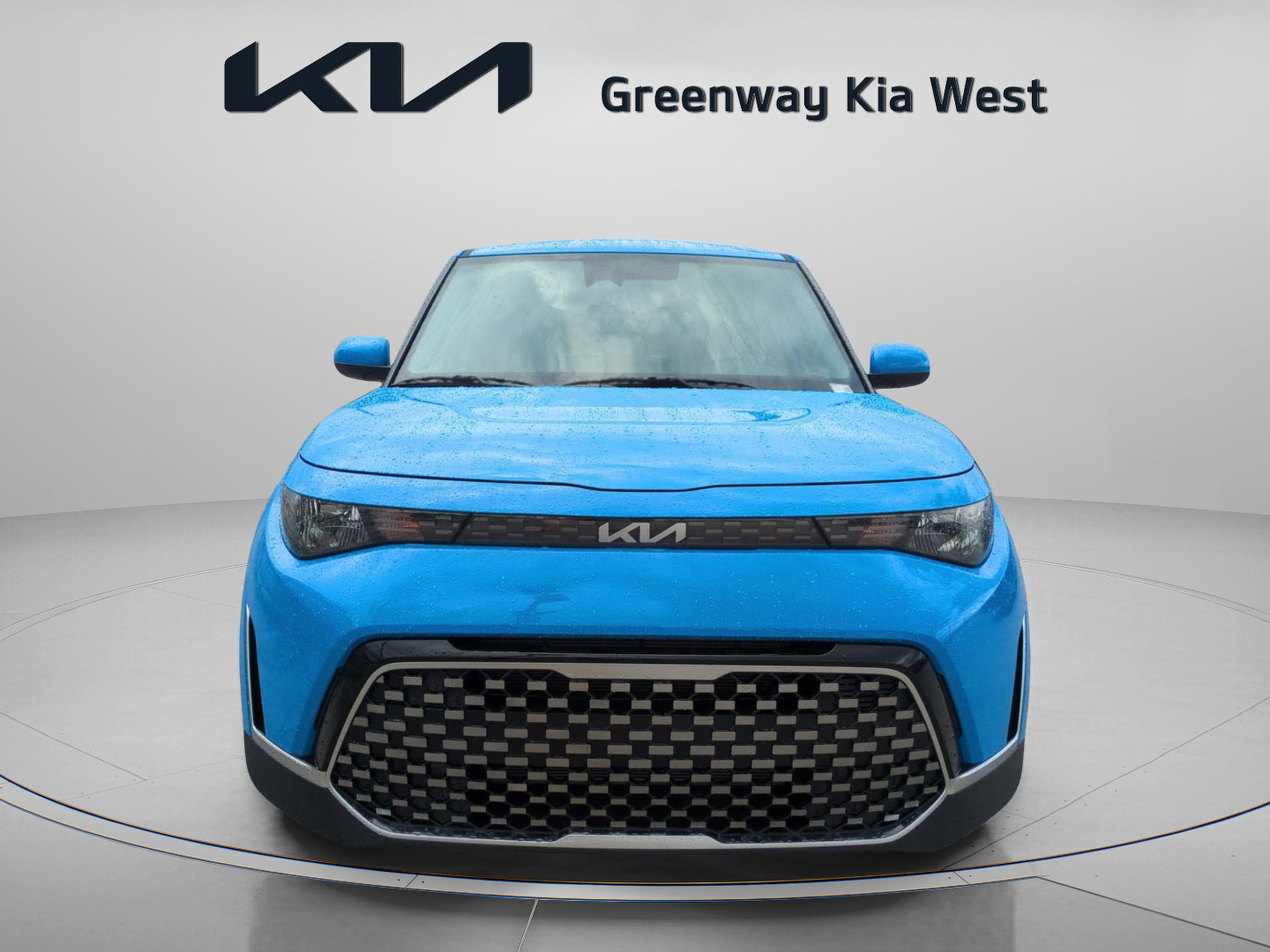2025 Kia Soul EX photo 2