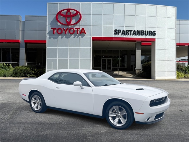 2023 Dodge Challenger SXT's photo