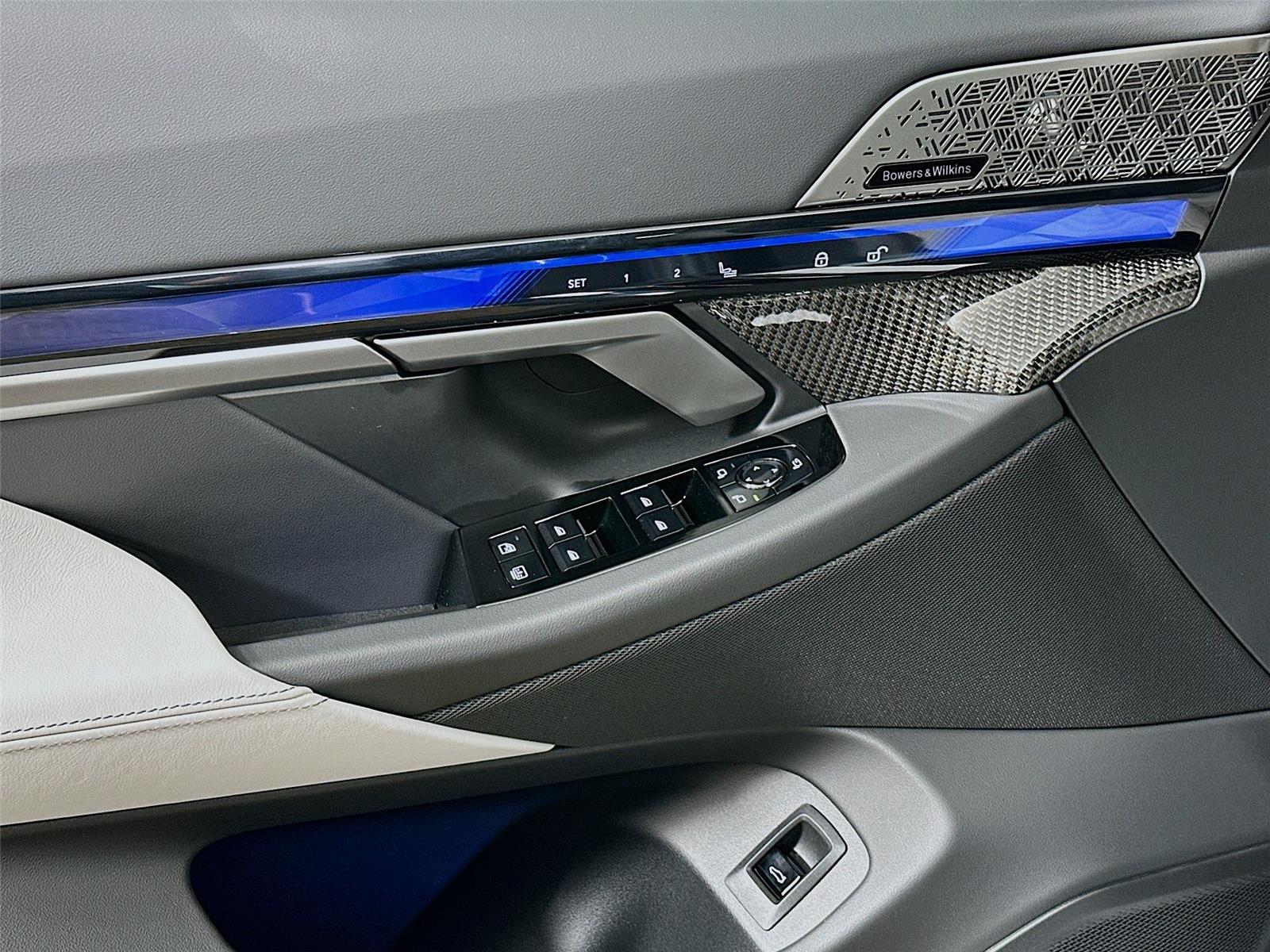 2026 Bmw M5 5 photo 17